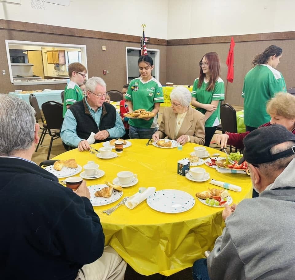 I-55 Mature Ministries shared meal fellowship at FBC Salinas